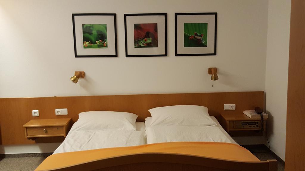 Hotel Weinhaus Weis Leiwen Dış mekan fotoğraf